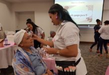 Pacientes celebran 10 años de la Clínica del Cáncer de Mama
