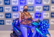 Tigo Nicaragua entrega Scooter Yamaha de la promoción Este Verano #MeQuedoConTigo