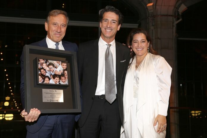 John-Moore,-Mauricio-Ramos,-Celina-de-Sola