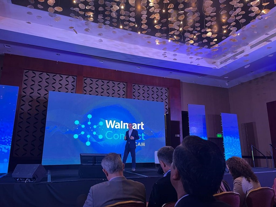 How Walmart’s Google Deal Forces Amazon Into a Corner How Walmart’s Google Deal Forces Amazon Into a Corner