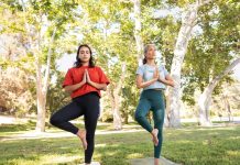 Día Internacional del Yoga: cómo la alimentación puede influir en la energía, la concentración y la recuperación
