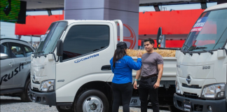 Camiones HINO se presentan en Motosport Wiwilí 2026 con opciones de financiamiento para el sector productivo y comercial